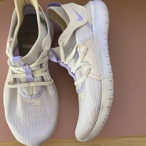 Nike Natural Motion running Shoes